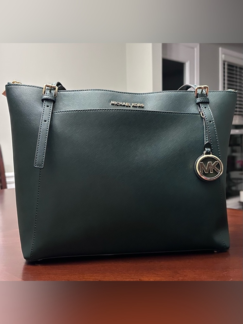 Michael Kors Green Saffiano Leather Tote Gold Hardware MK Charm - Picture 2 of 12